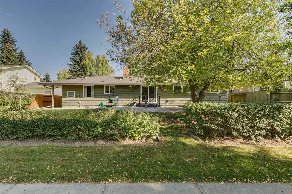 32 Vartown Place NW
