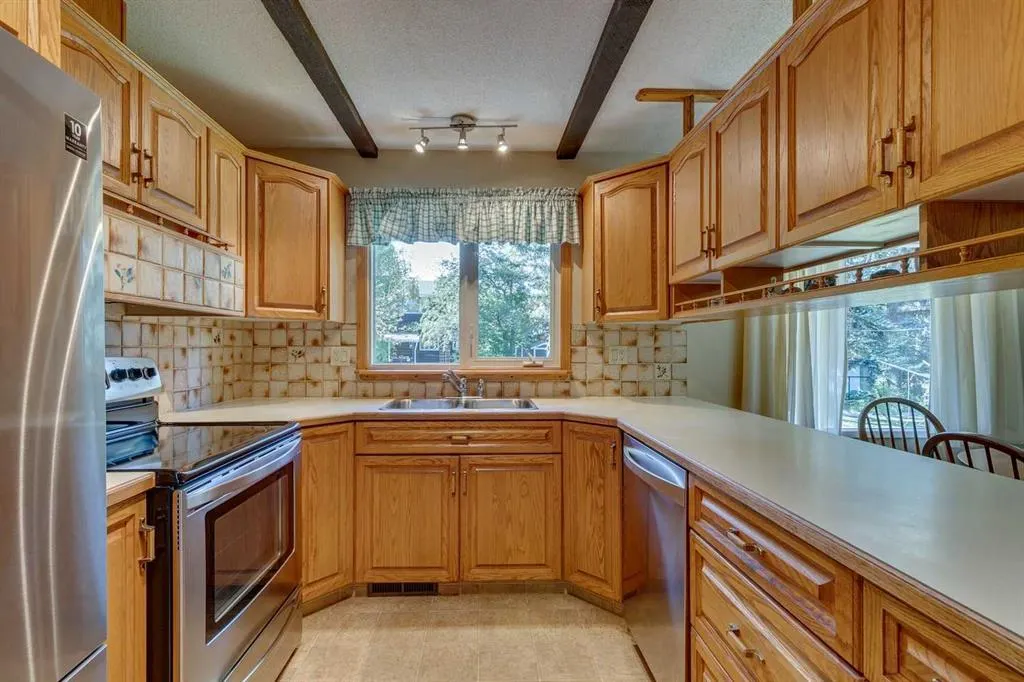 32 Vartown Place NW