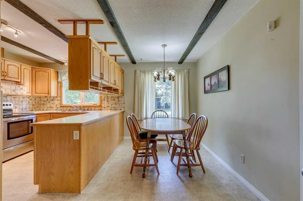32 Vartown Place NW
