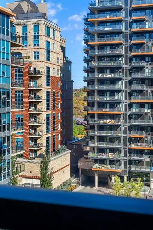 738 3 Avenue SW, #815