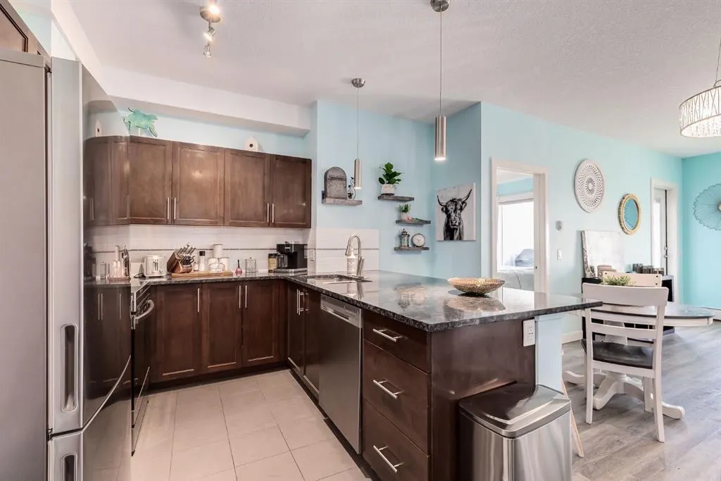 604 East Lake Boulevard NE, #2225