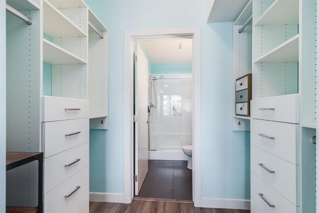 604 East Lake Boulevard NE, #2225