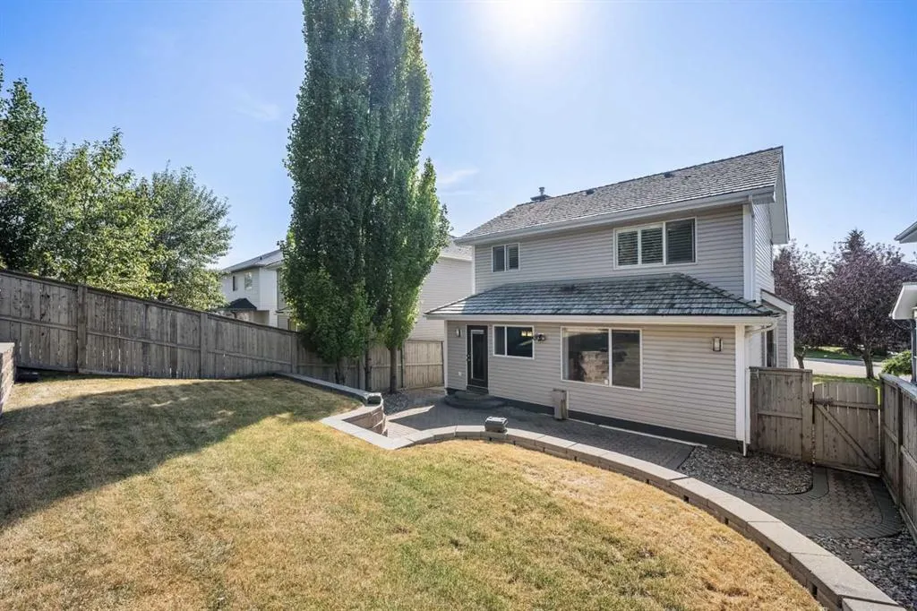 7826 Springbank Way SW