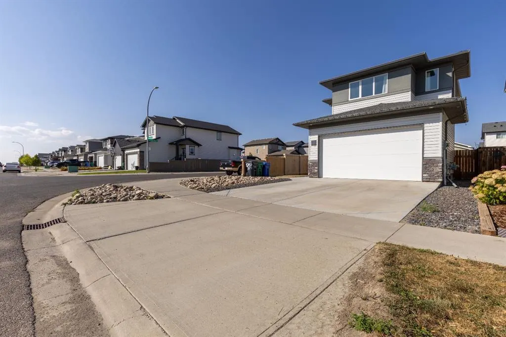 875 Miners Boulevard W