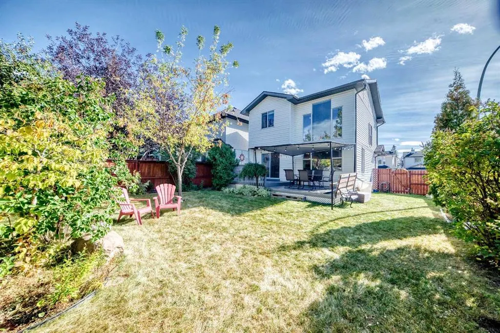 202 Bridlewood Court SW