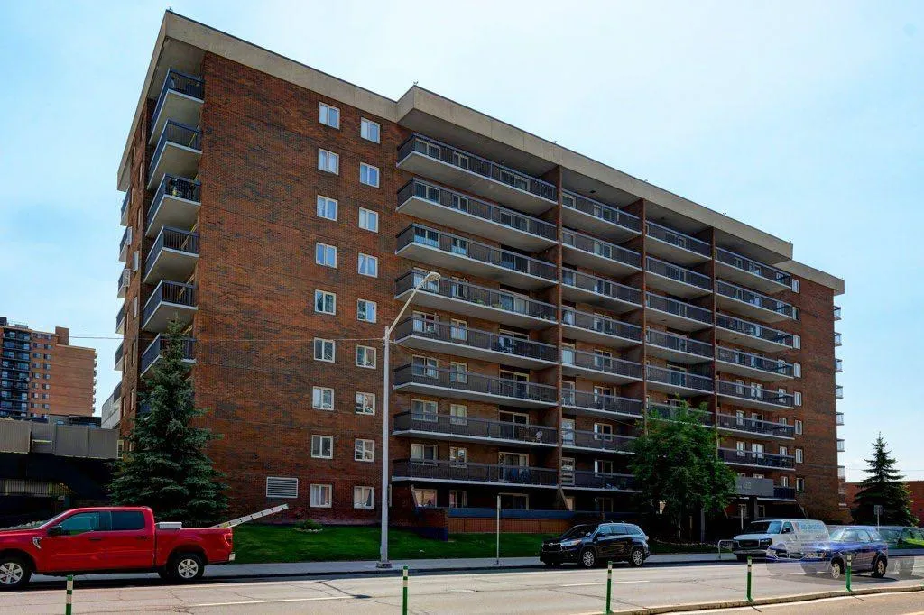 1335 12 Avenue, #211