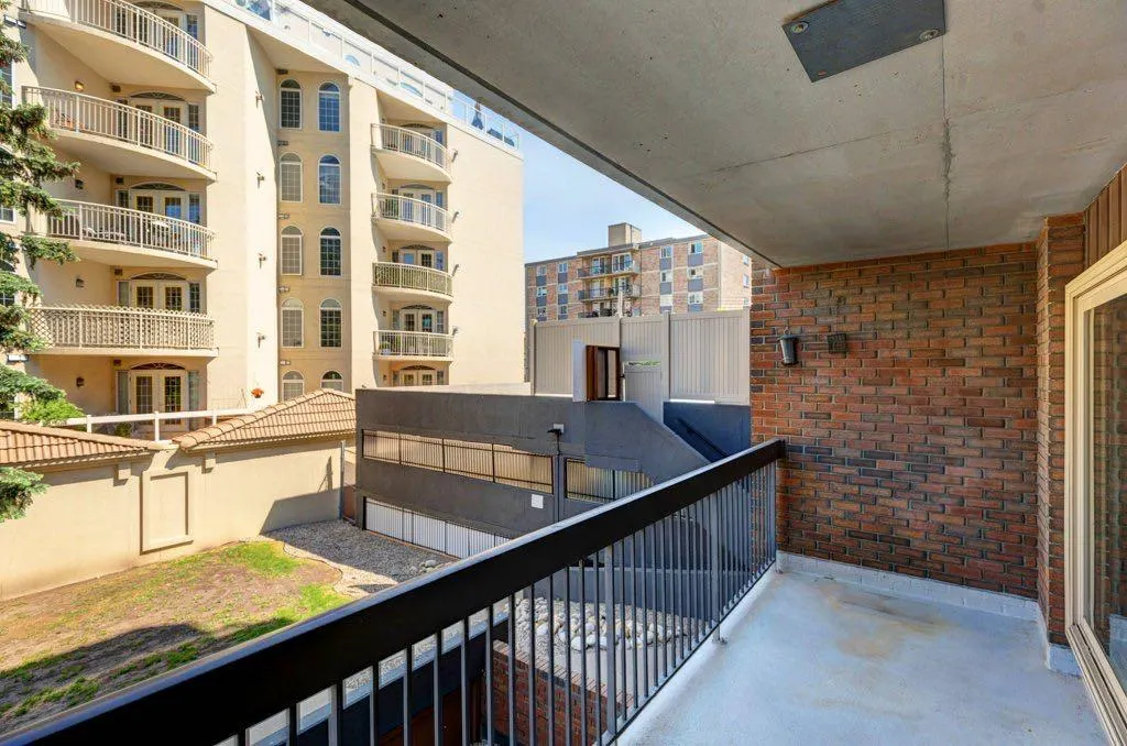 1335 12 Avenue, #211