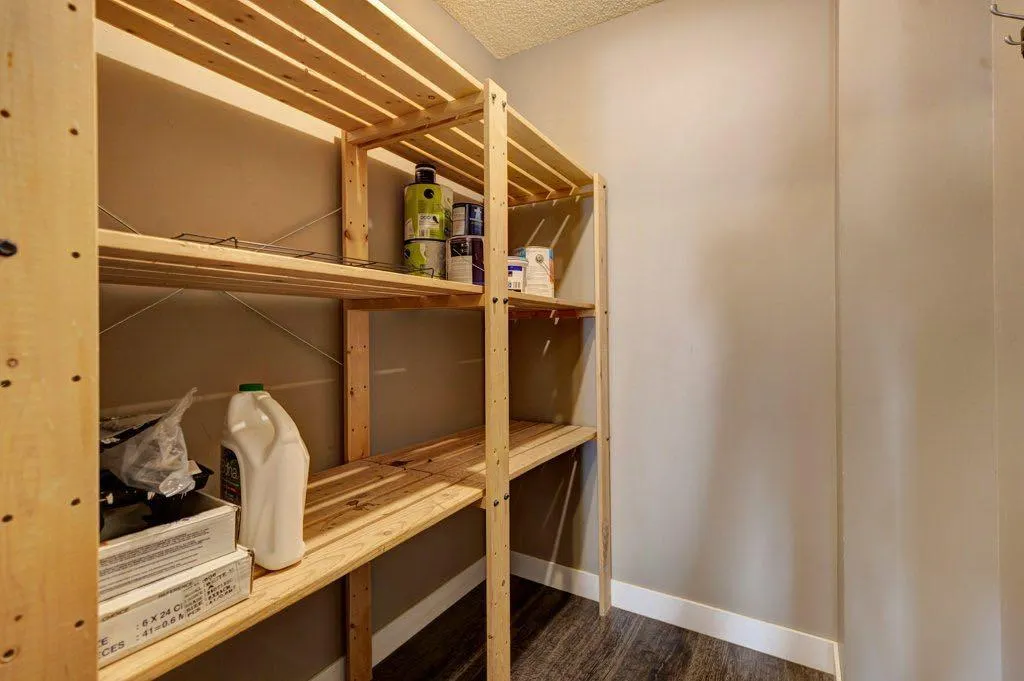 1335 12 Avenue, #211