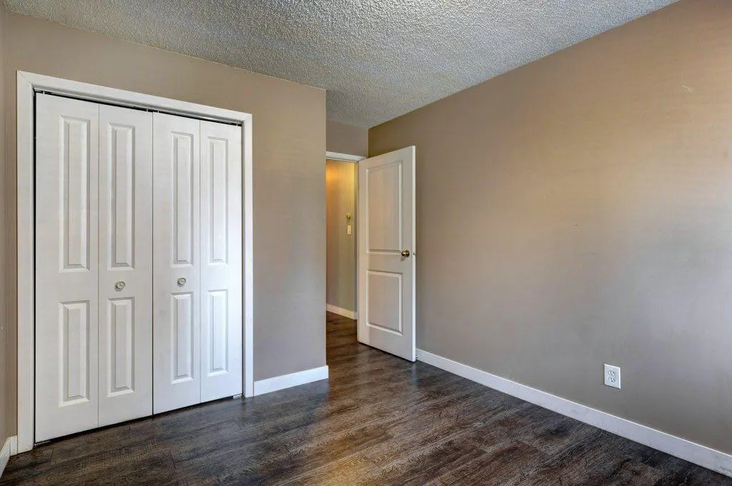 1335 12 Avenue, #211