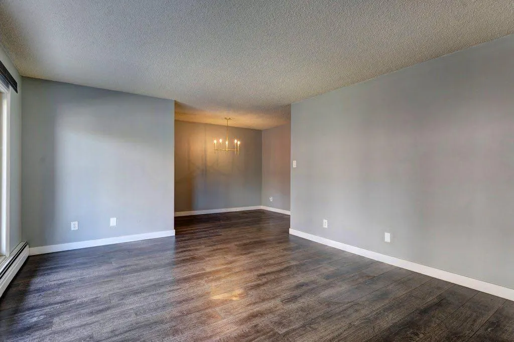 1335 12 Avenue, #211