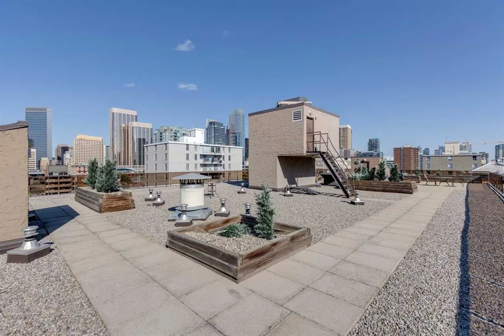 812 14 Avenue SW, #704