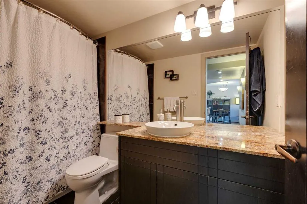 812 14 Avenue SW, #704