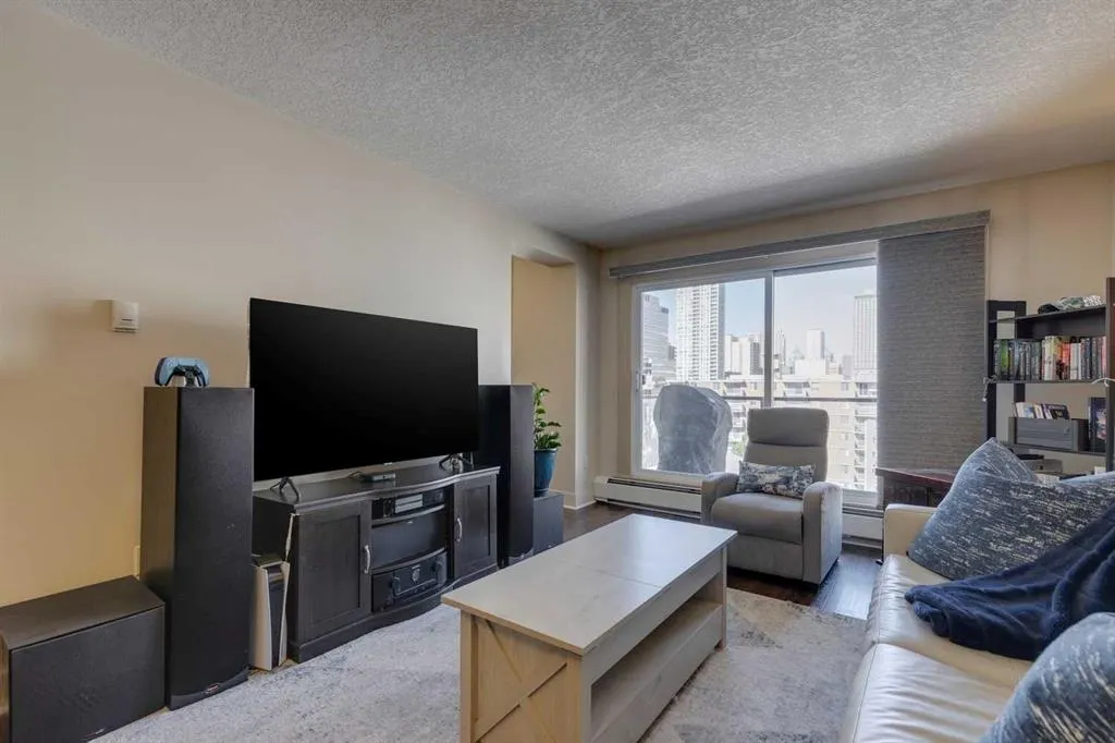 812 14 Avenue SW, #704