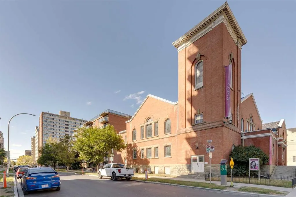 812 14 Avenue SW, #704