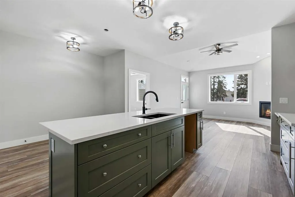 610 4 Avenue SW, #28