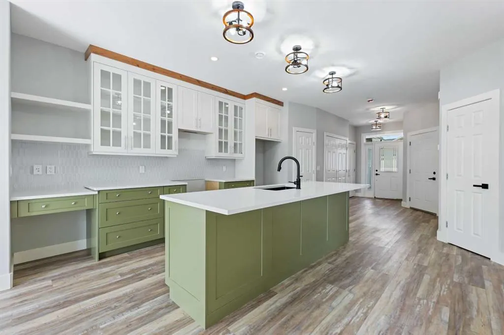 610 4 Avenue SW, #28