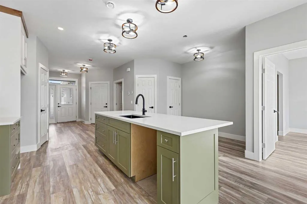 610 4 Avenue SW, #28