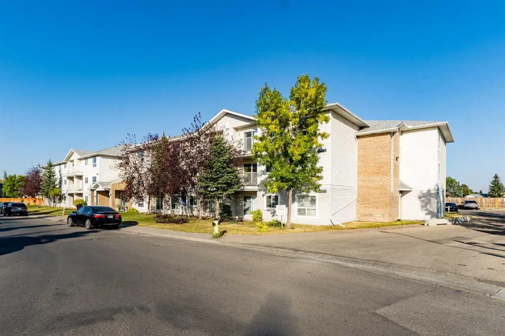 5555 Falsbridge Drive NE, #103
