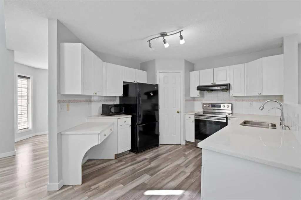 14 Tarington Park NE