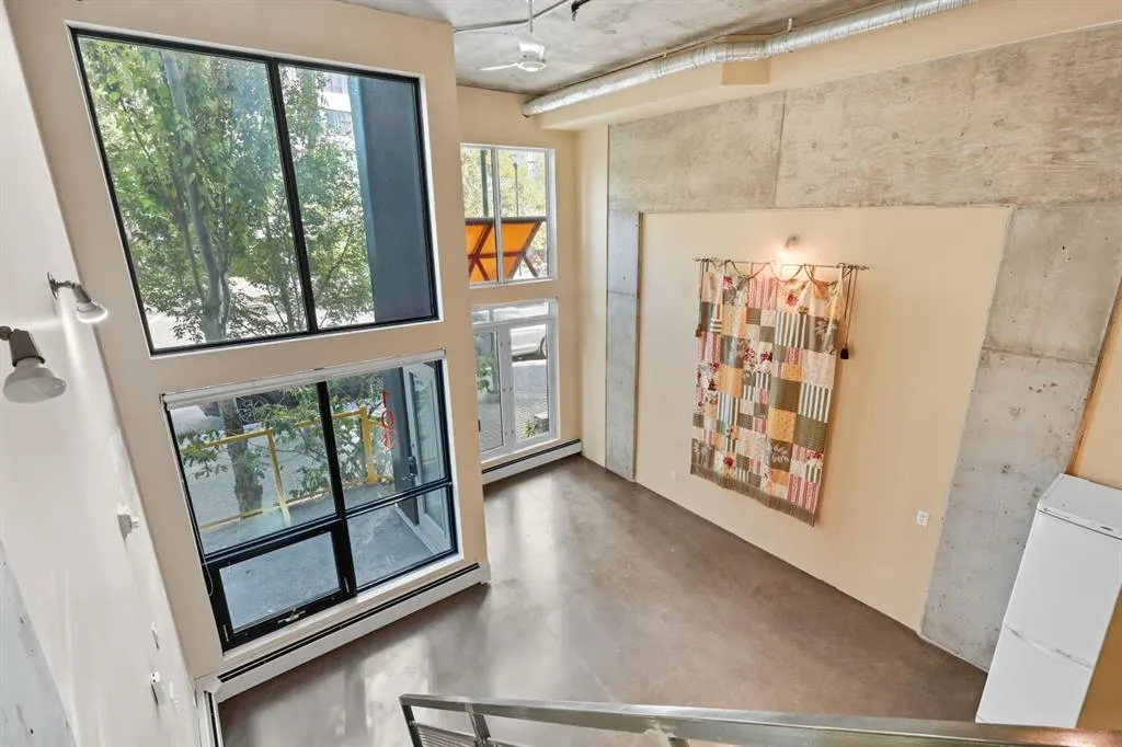 535 8 Avenue SE, #103