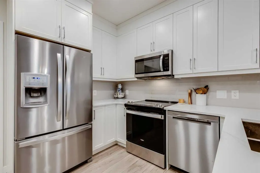 80 Greenbriar Place NW, #3204