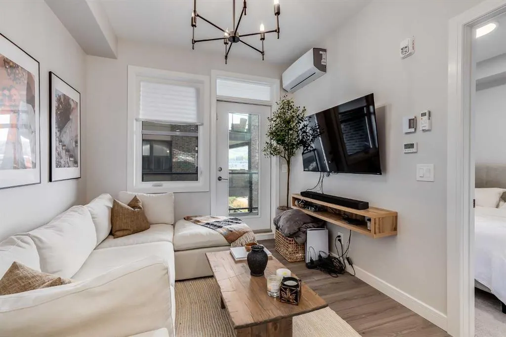 80 Greenbriar Place NW, #3204