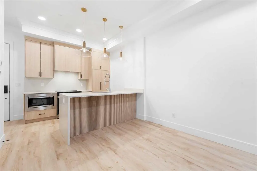 4270 Norford Avenue NW, #1113
