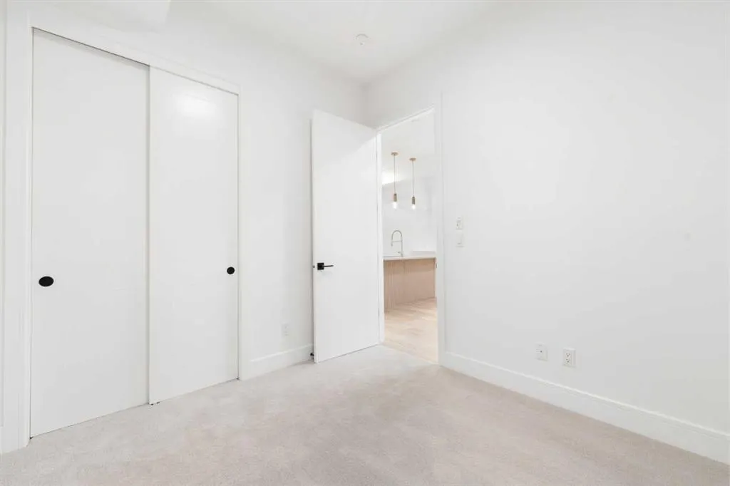 4270 Norford Avenue NW, #1113