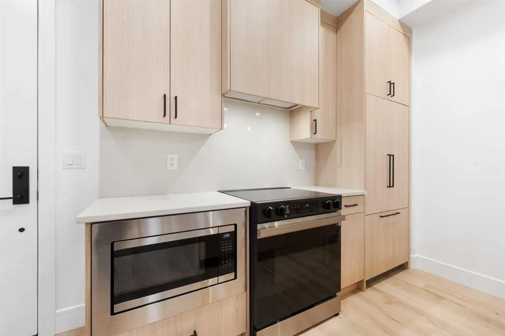 4270 Norford Avenue NW, #1113