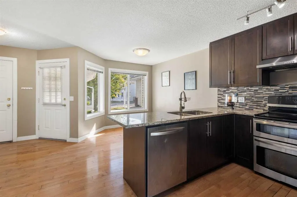 83 Harvest Oak Circle NE