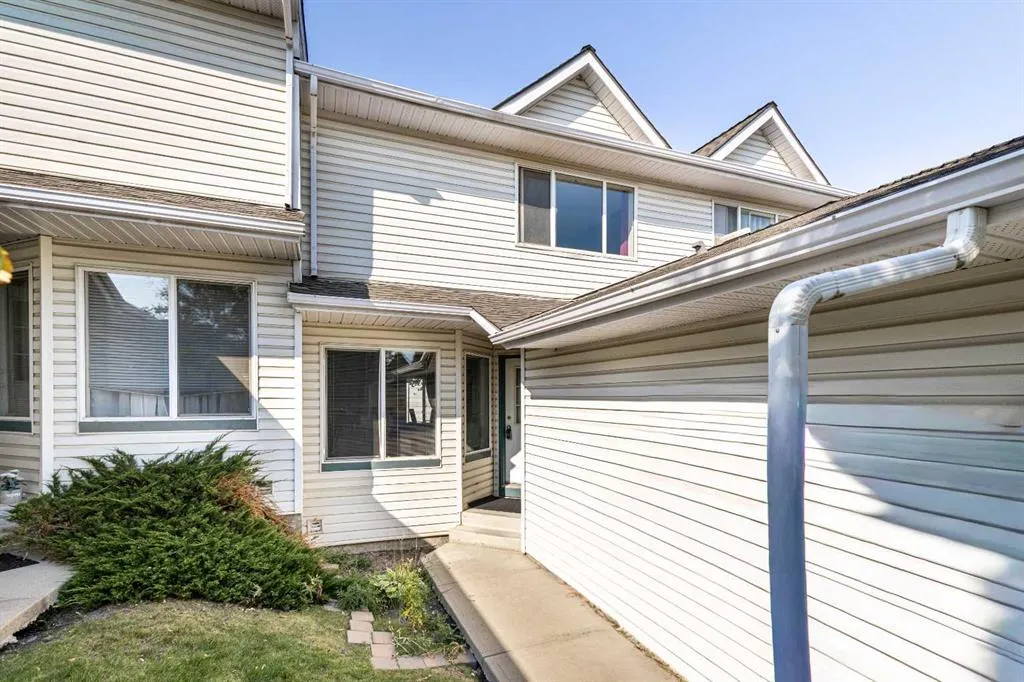 83 Harvest Oak Circle NE