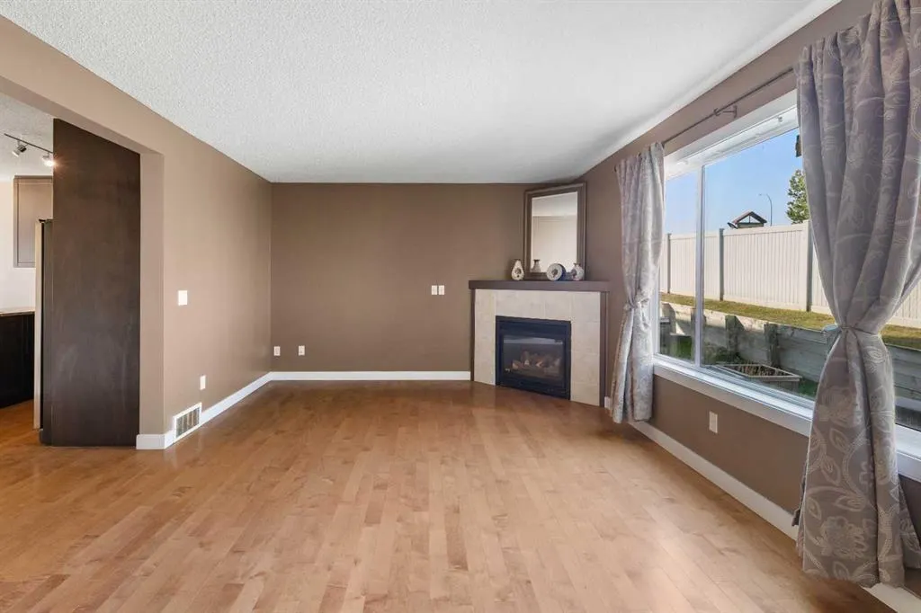 83 Harvest Oak Circle NE