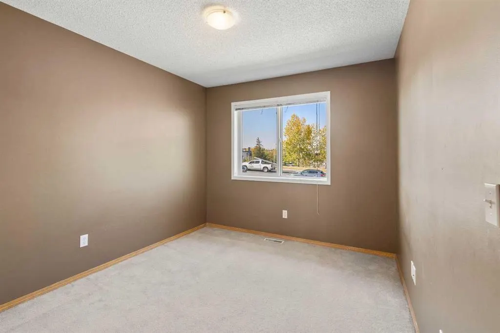83 Harvest Oak Circle NE