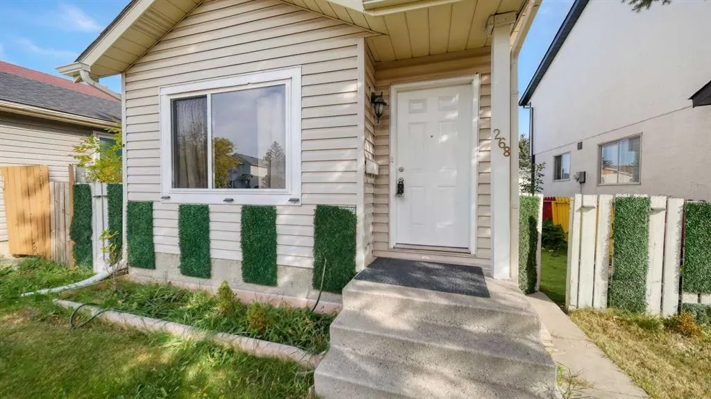268 Falton Drive NE