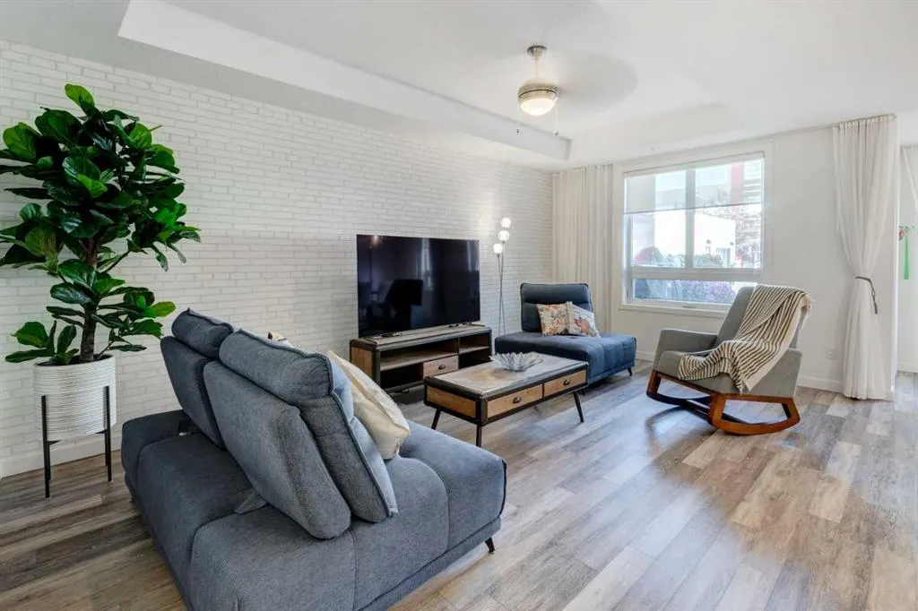 8531 8A Avenue SW, #101