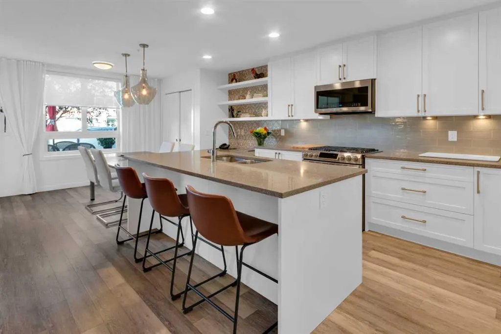 8531 8A Avenue SW, #101