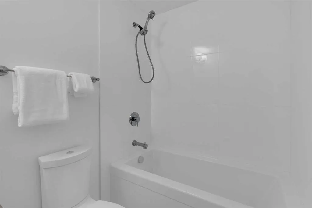 8531 8A Avenue SW, #101