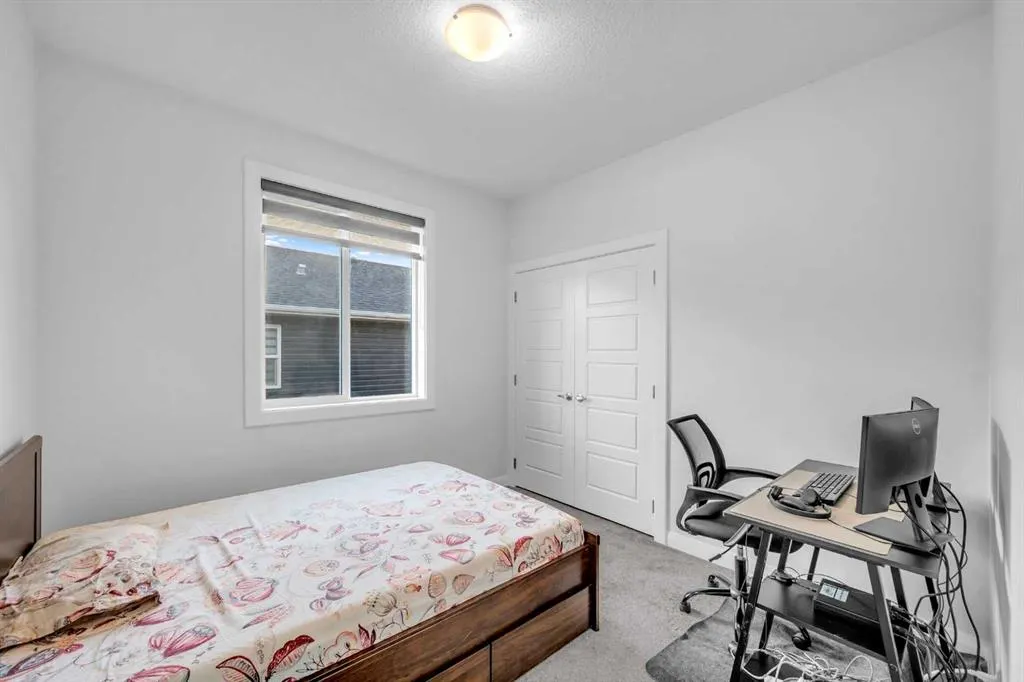 628 West Lakeview Drive
