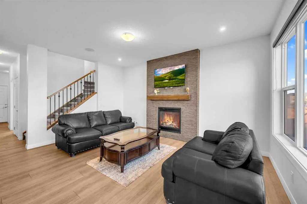 628 West Lakeview Drive