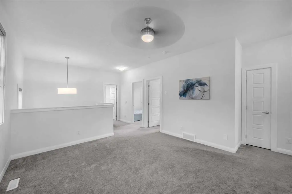 628 West Lakeview Drive