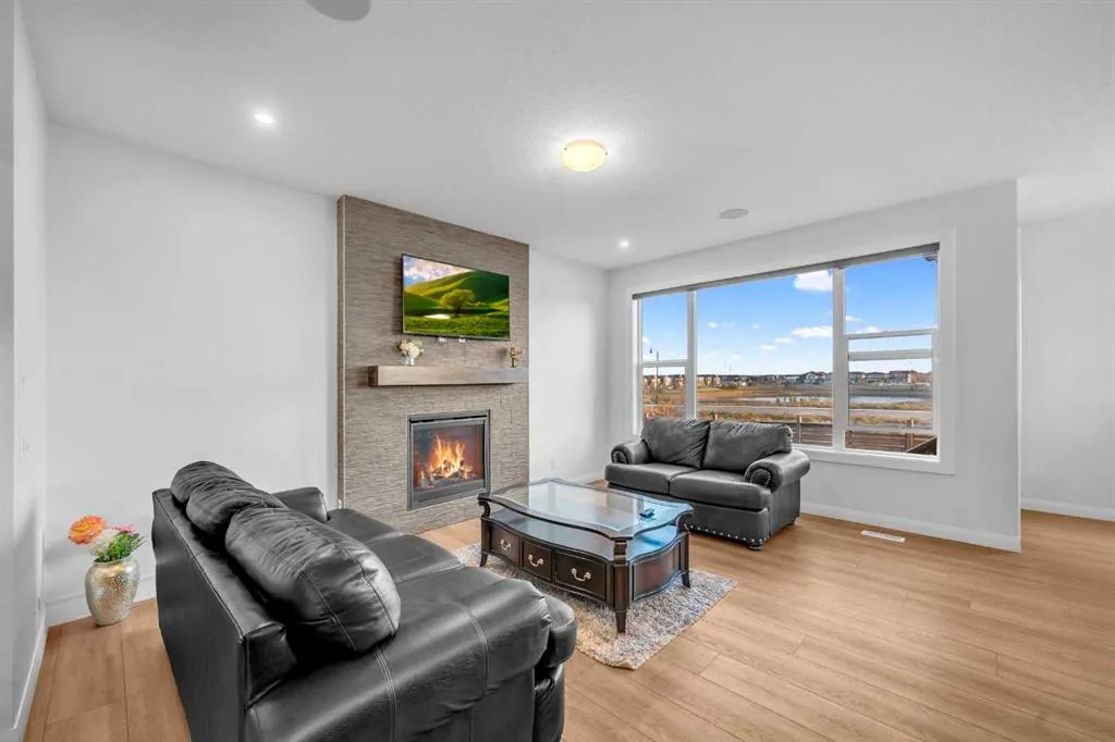 628 West Lakeview Drive