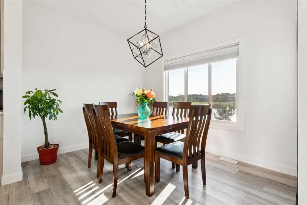 51 Midgrove Drive SW