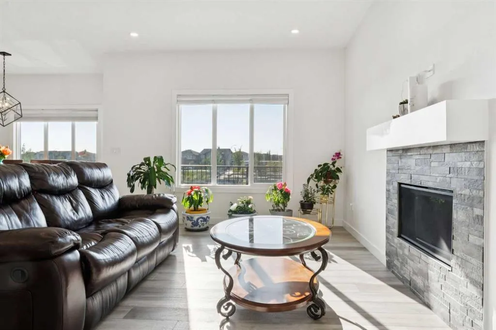 51 Midgrove Drive SW