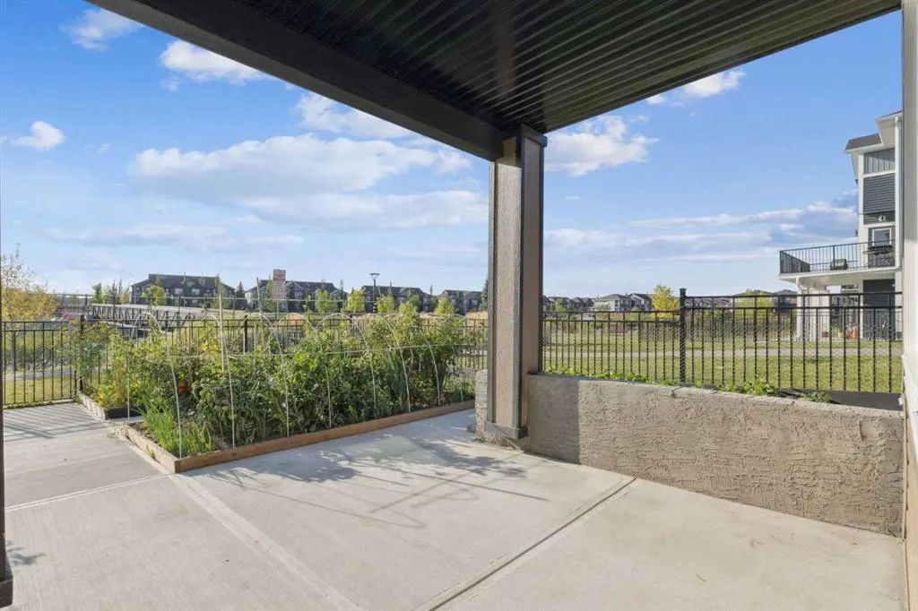 51 Midgrove Drive SW