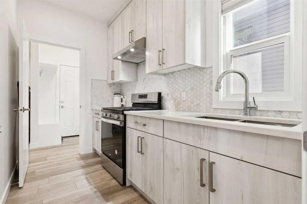 51 Midgrove Drive SW