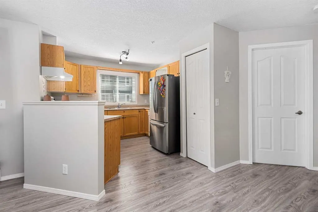 604 8 Street SW, #1214