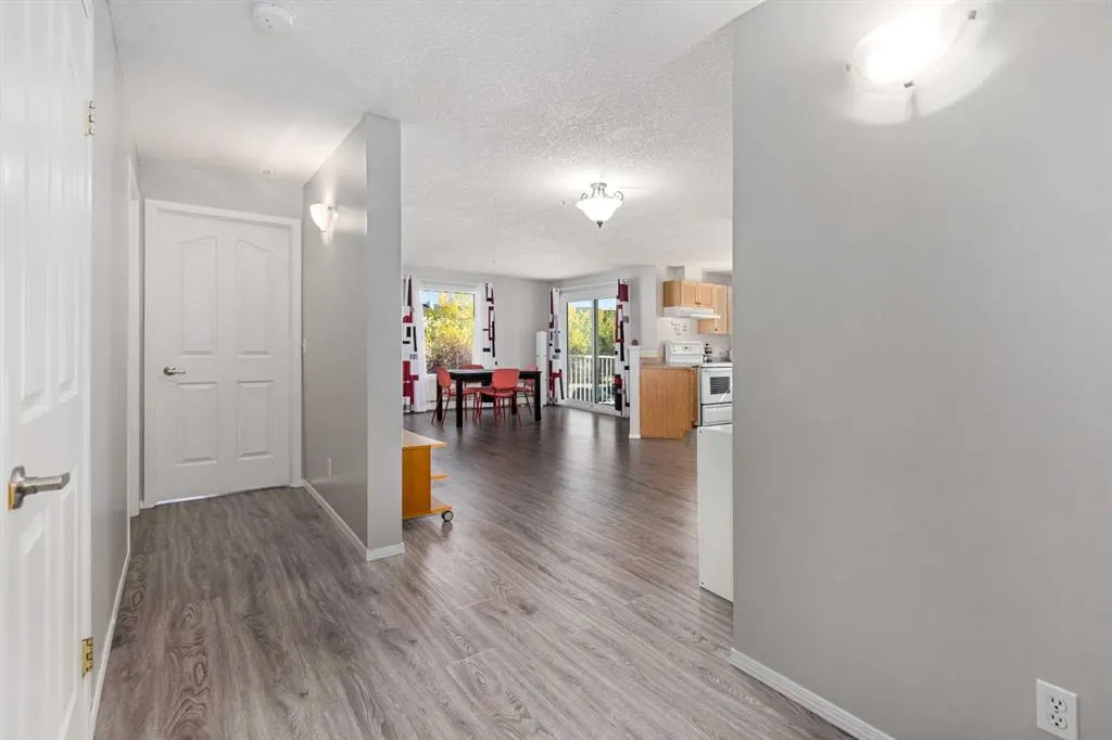 604 8 Street SW, #1214
