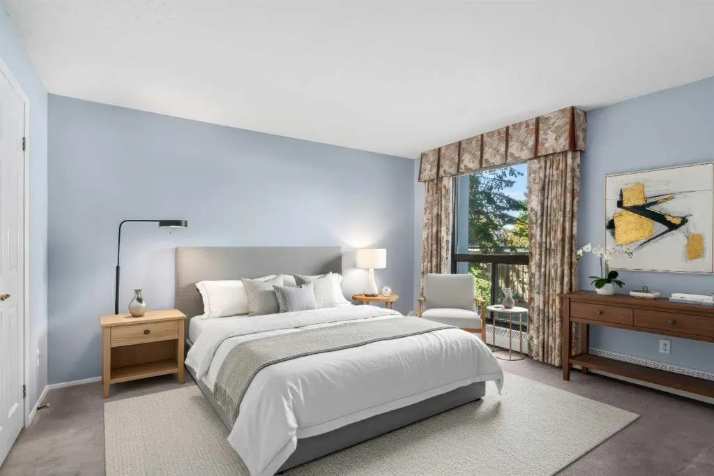 20 Coachway Road SW, #221