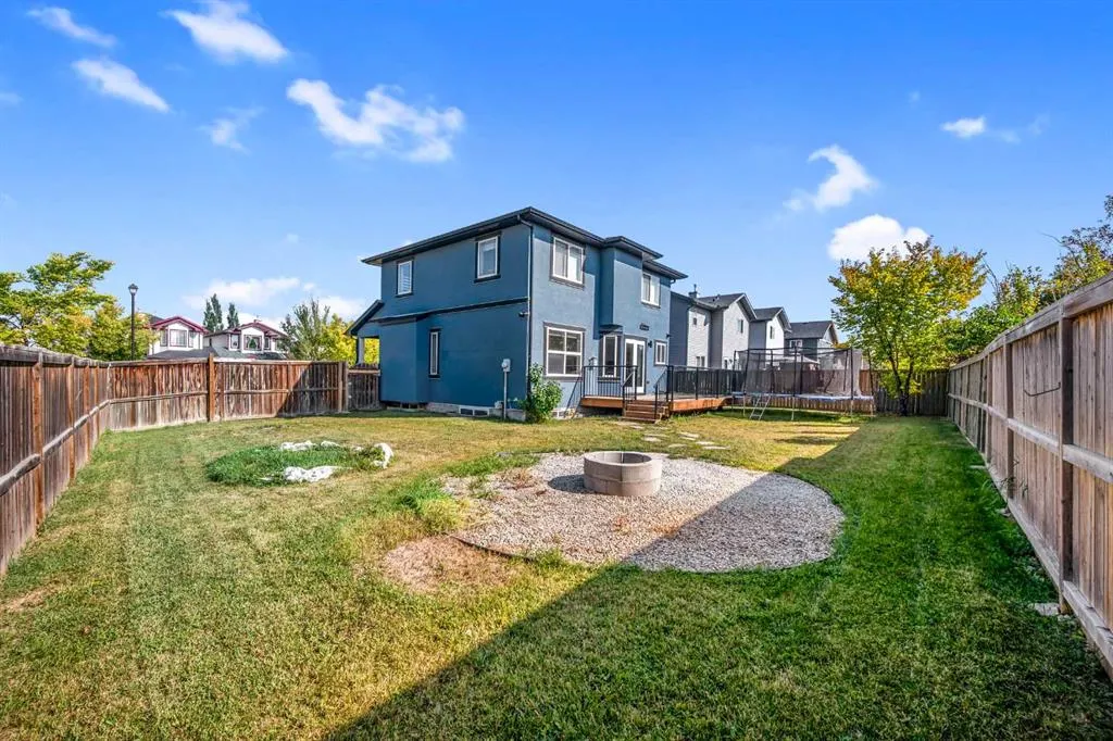 80 Canoe Square SW