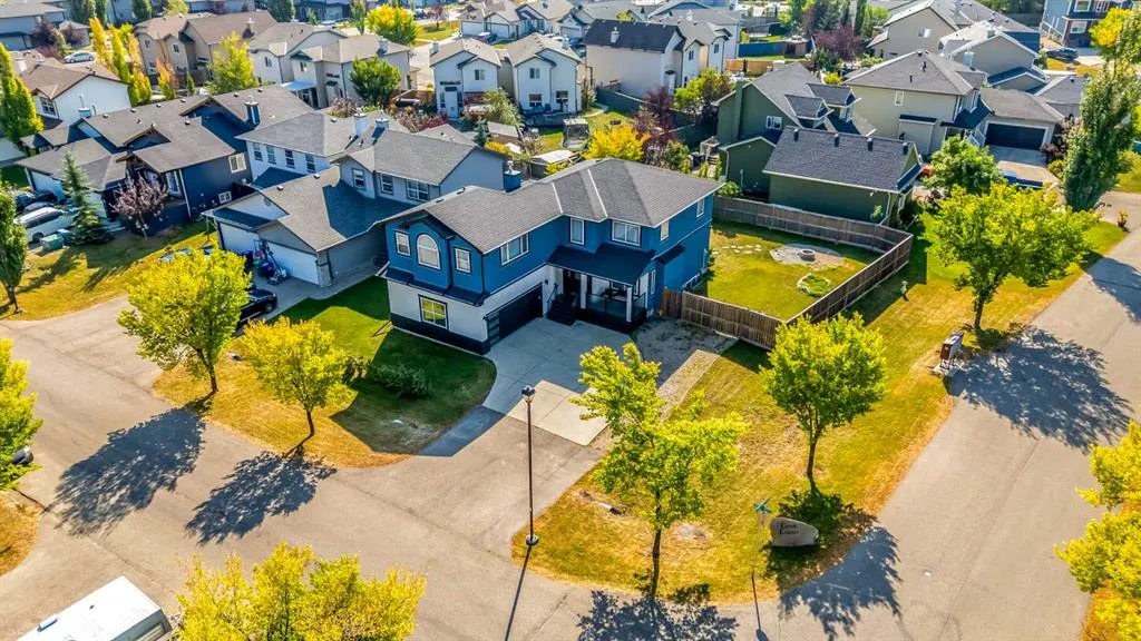 80 Canoe Square SW